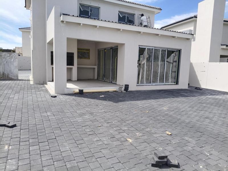 To Let 3 Bedroom Property for Rent in Eden Park Western Cape